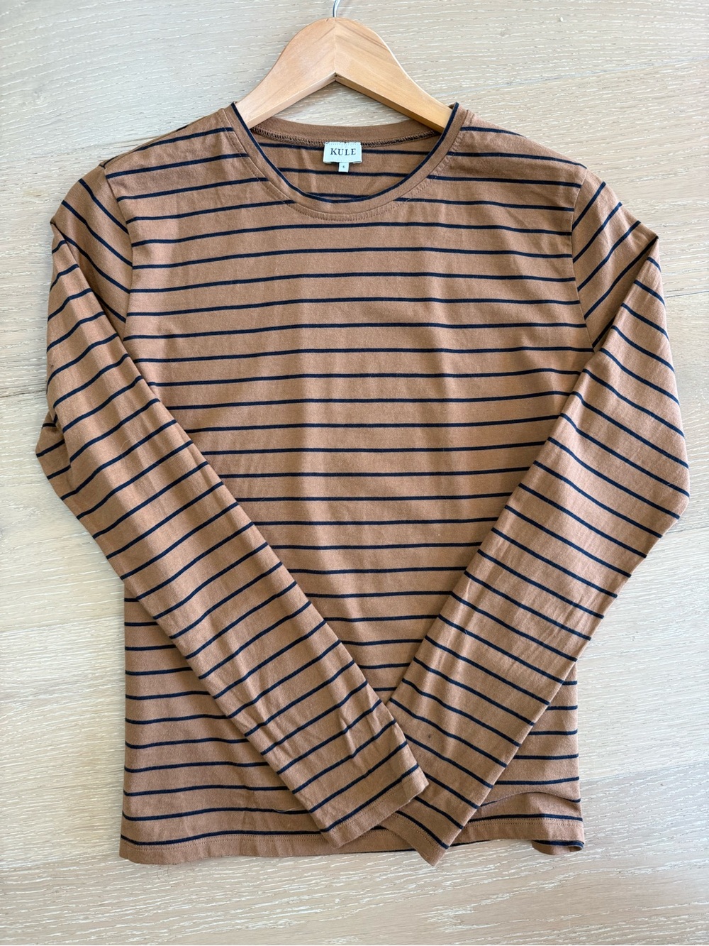 Kule Modern Long Shirt - Picture 2 of 3
